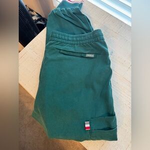 Large men’s hunter green mediclo joggers